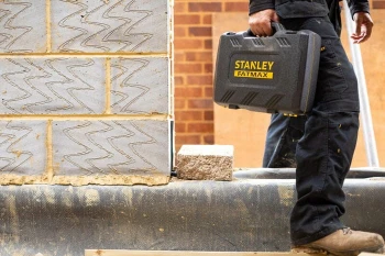 ZESTAW Z GRZECHOTKAMI 1/4 I 1/2 FATMAX,+ AKCESORIA 50SZT STANLEY S/82-827-1